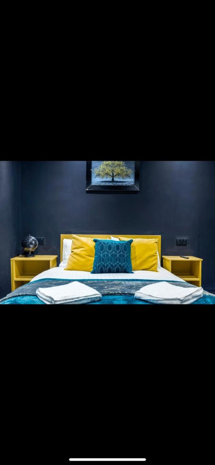 Two Bed Modern Apartment 5Min Walk To Town Centre With Free Parking ! Under New Management Blackpool Eksteriør bilde