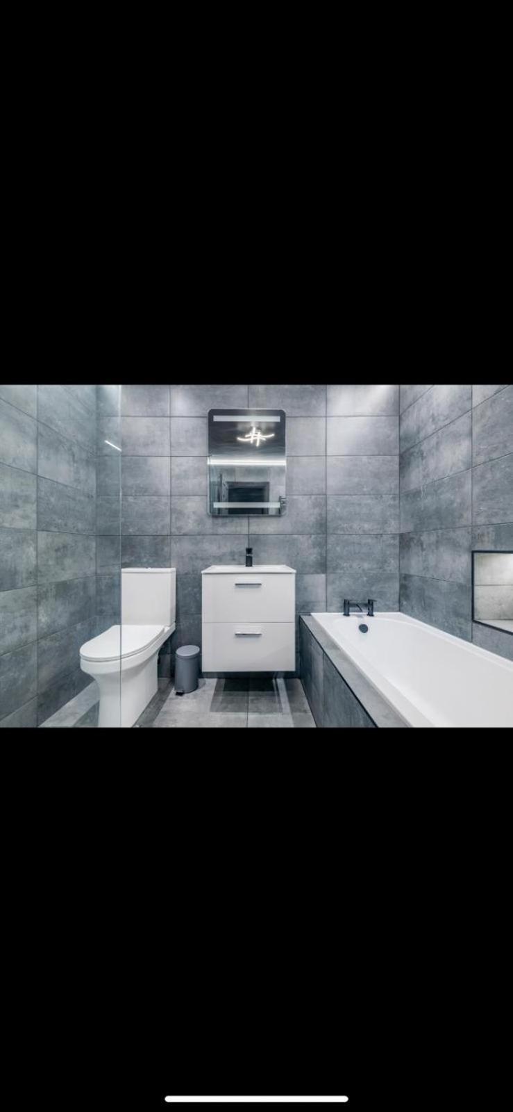 Two Bed Modern Apartment 5Min Walk To Town Centre With Free Parking ! Under New Management Blackpool Eksteriør bilde